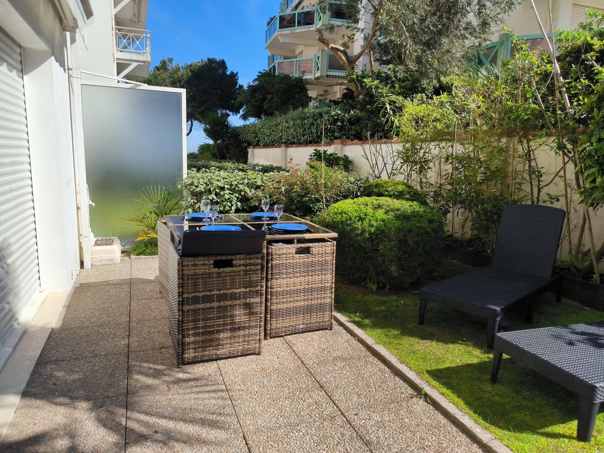 Appart Sur La Plage Pied Dans L Eau Avec Terrasse Jardin Vue Sur Le Bassin Depuis La Terrasse , Parking Arcachon Ngoại thất bức ảnh